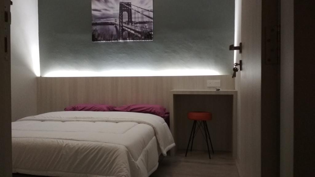 Sleeprest - Plamo Garden Hotel Batam Exterior photo